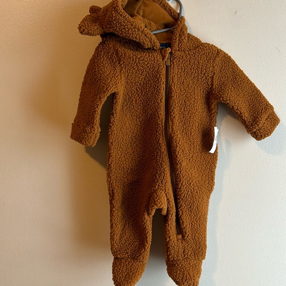 Deer Fuzzy Onsie Old Navy - Picture 2 of 3
